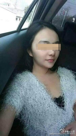 �ɶ�21��Ů����ֱ��������Ƶ������4�귣��10��